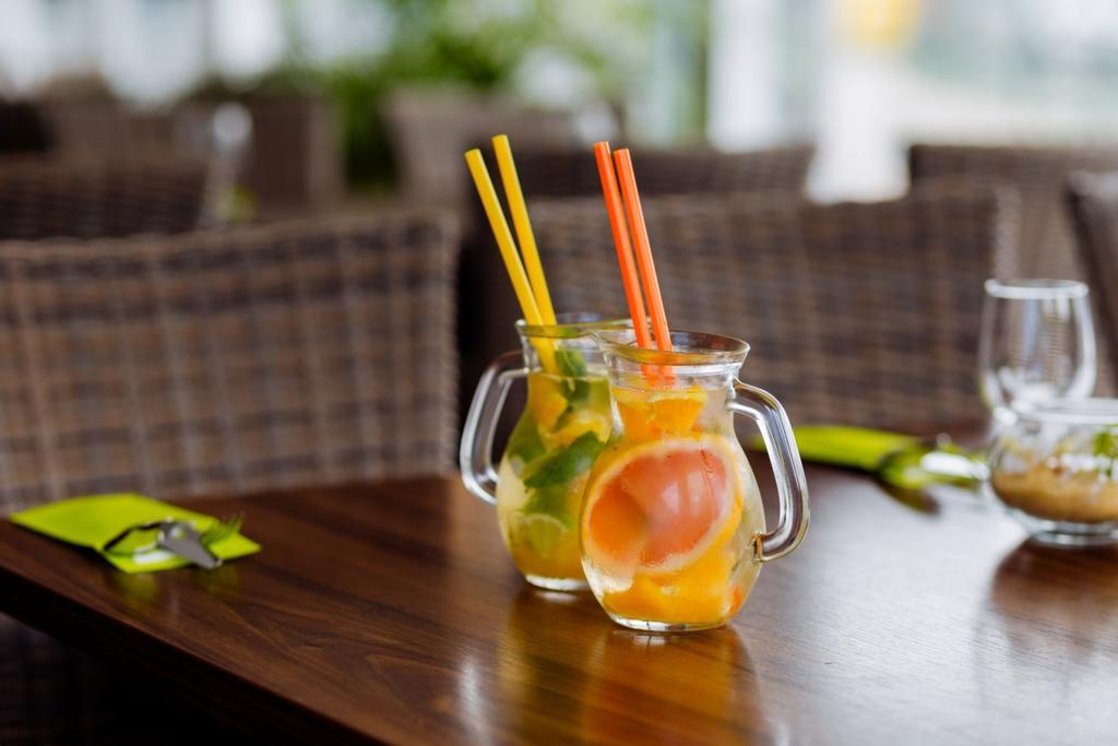Hotel Tenis Зволен Екстериор снимка
